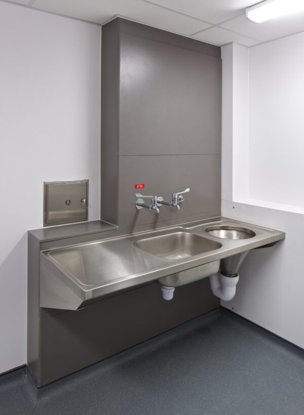 Disposal Unit with Sink and Drainer - Image 6
