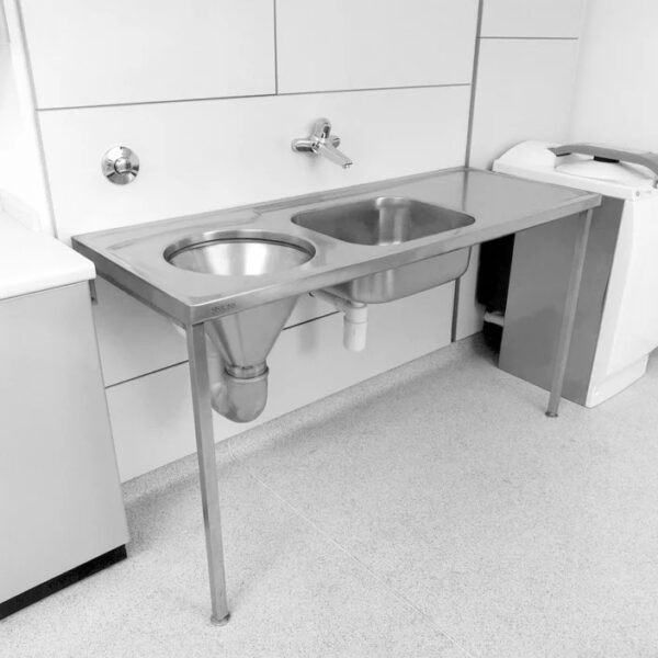 Disposal Unit with Sink and Drainer - Image 4